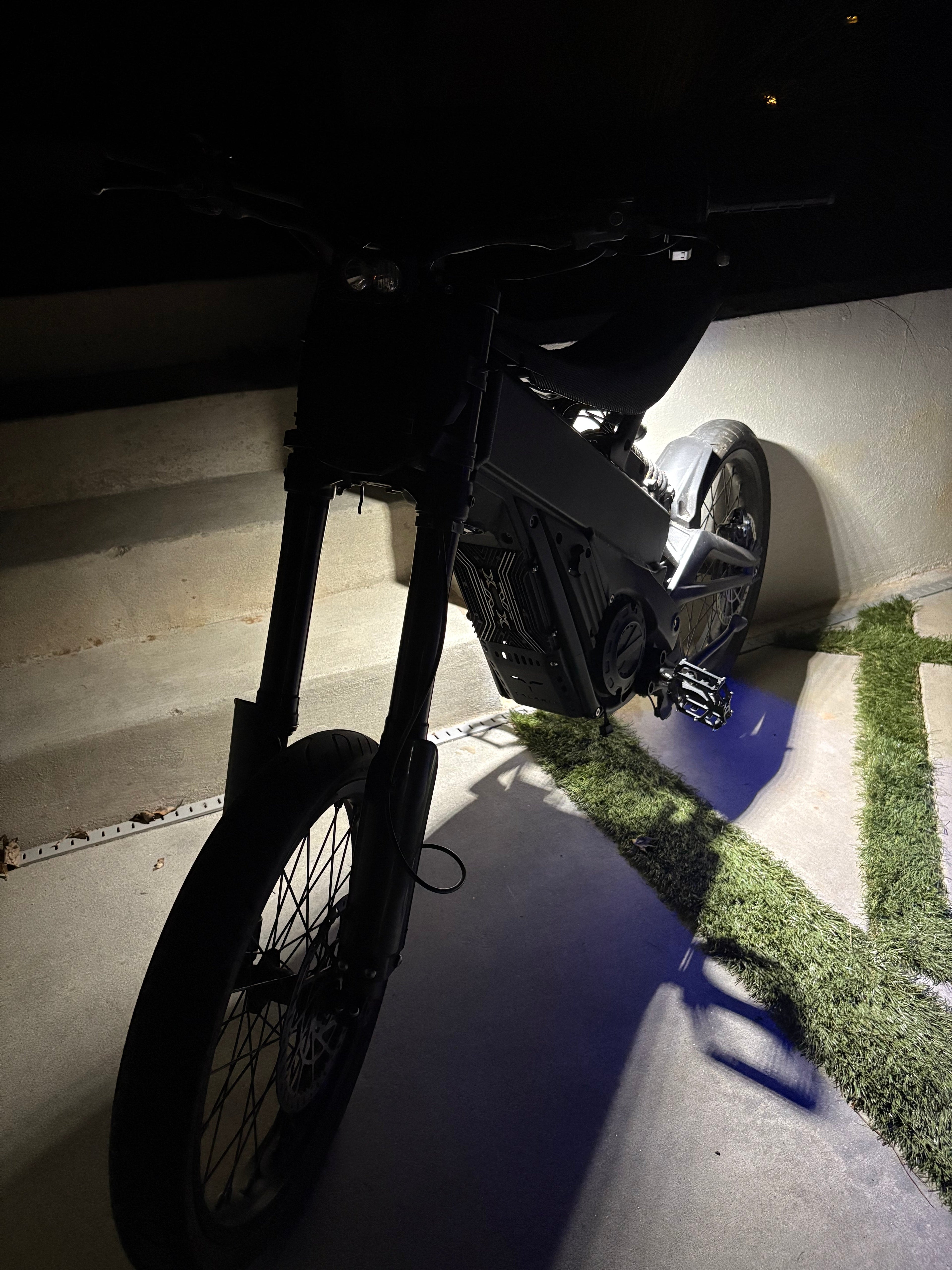 (Talaria X3) Riot CORE Light